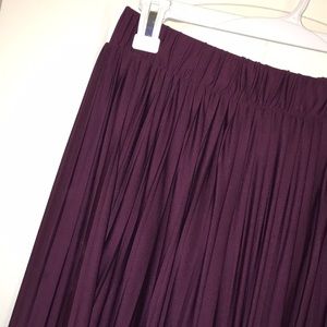 Dark purple/maroon midi pleated skirt